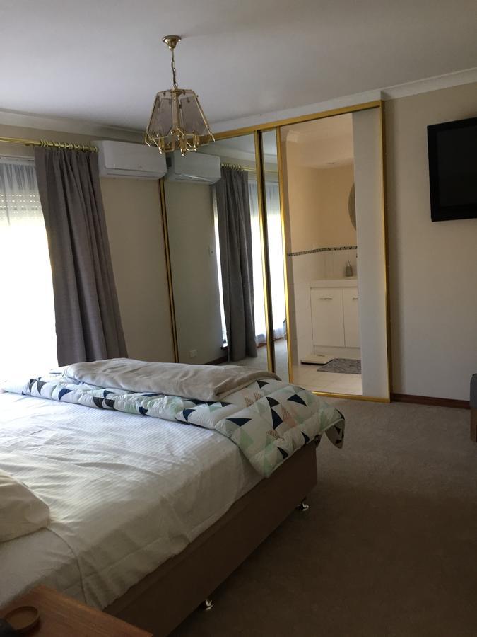 Murdoch Station Bed & Breakfast Perth Luaran gambar